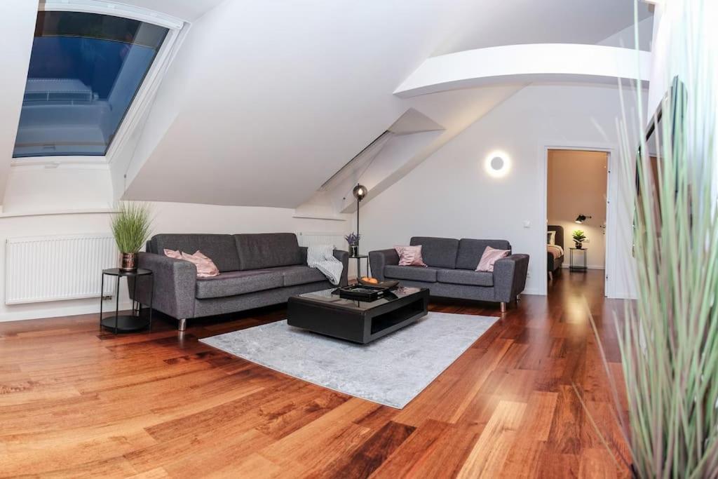 #Stayhere - Spacious Luxury Town Hall 3Bdr Apartment VNO Exteriör bild