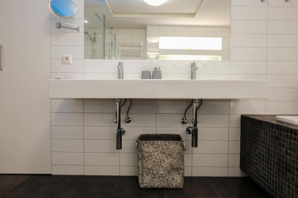 #Stayhere - Spacious Luxury Town Hall 3Bdr Apartment VNO Exteriör bild